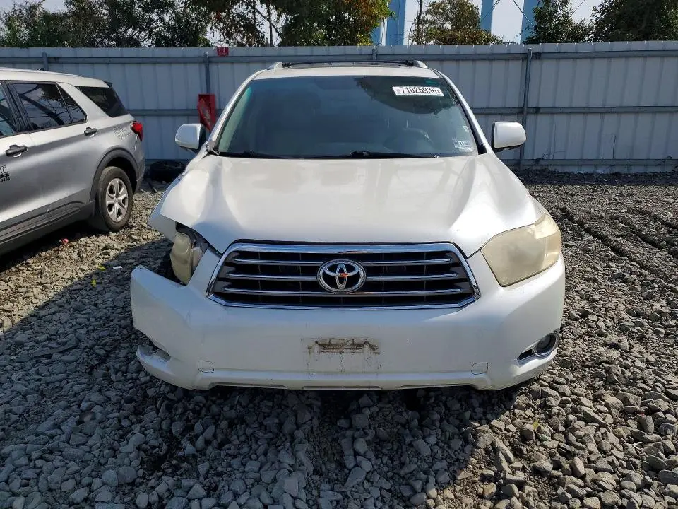 2025 TOYOTA HIGHLANDER LIMITED  