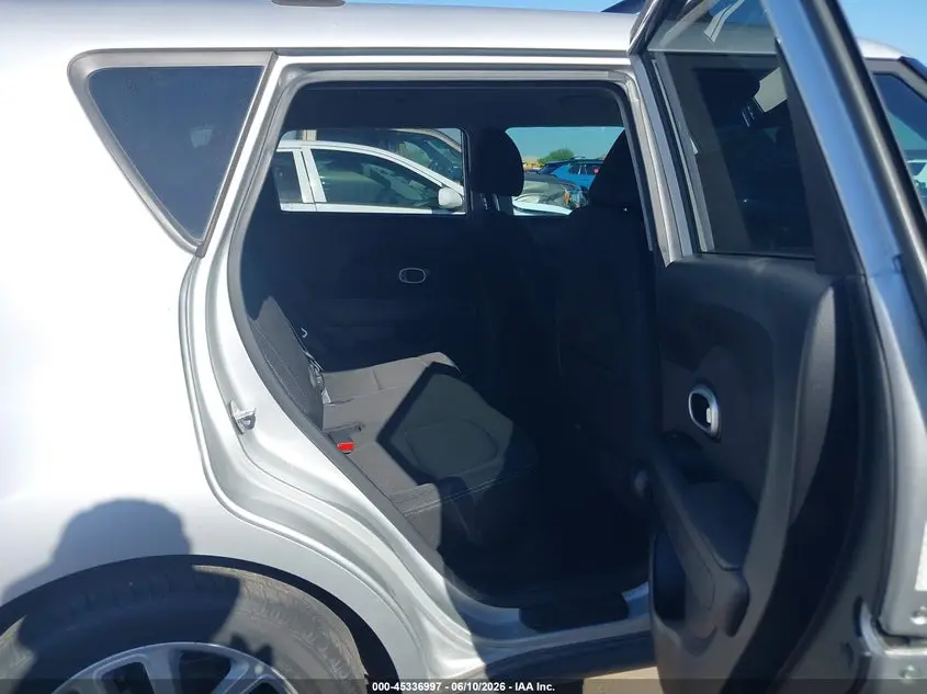 2019 KIA SOUL +