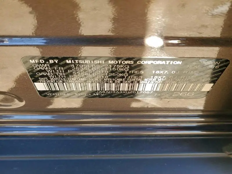 2017 MITSUBISHI OUTLANDER SE  