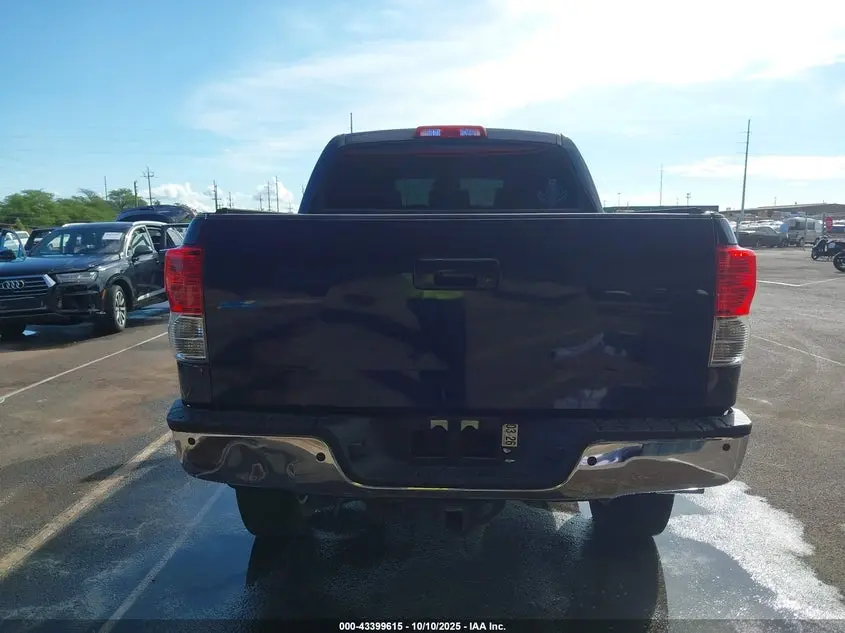 2012 TOYOTA TUNDRA GRADE 5.7L V8