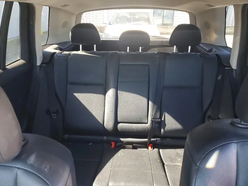 2011 MERCEDES-BENZ GLK   