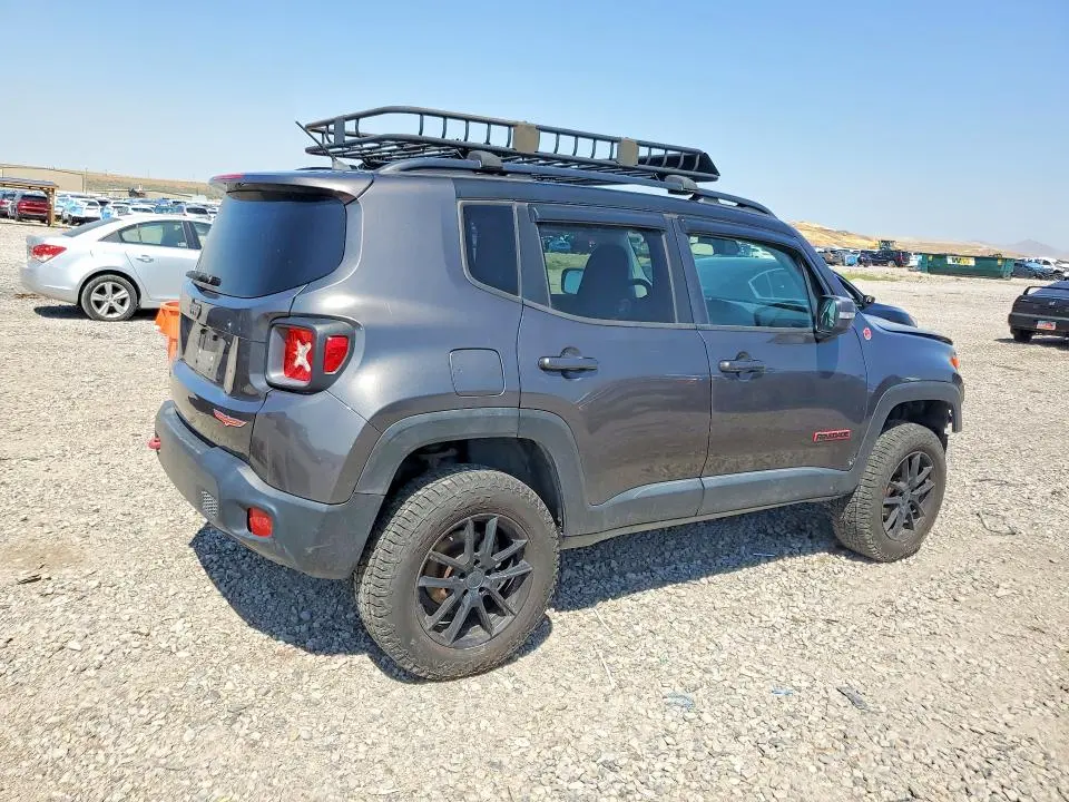 2016 JEEP RENEGADE TRAILHAWK  