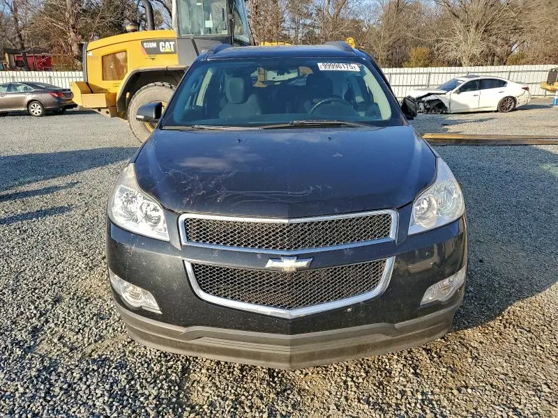 2011 CHEVROLET TRAVERSE LT  