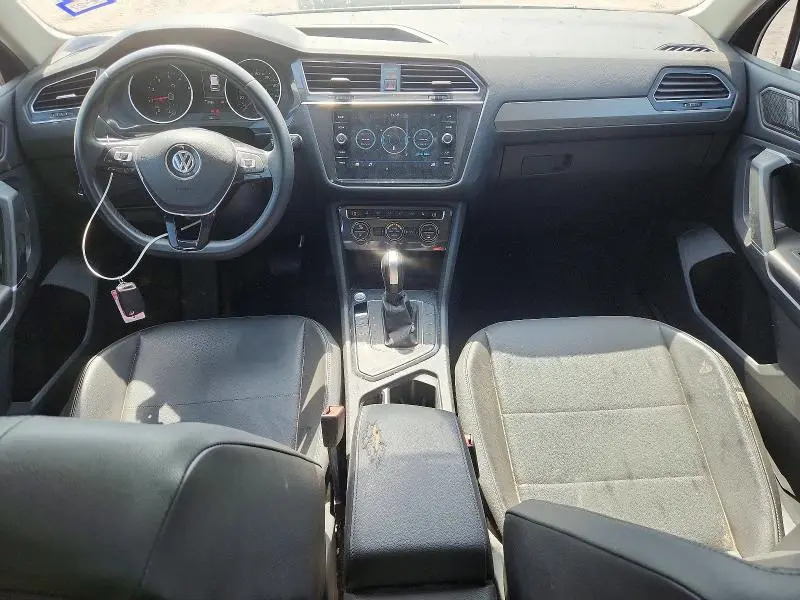 2020 VOLKSWAGEN TIGUAN SE  