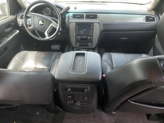 2010 CHEVROLET AVALANCHE LT  