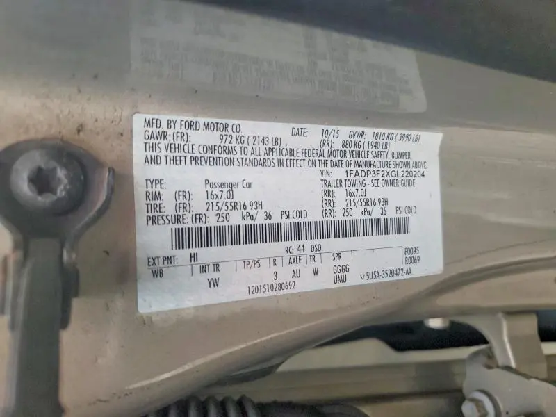 2016 FORD FOCUS SE  