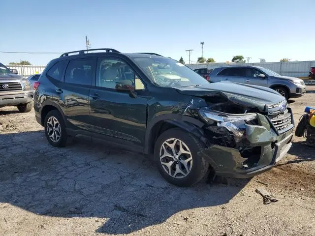 2022 SUBARU FORESTER PREMIUM  