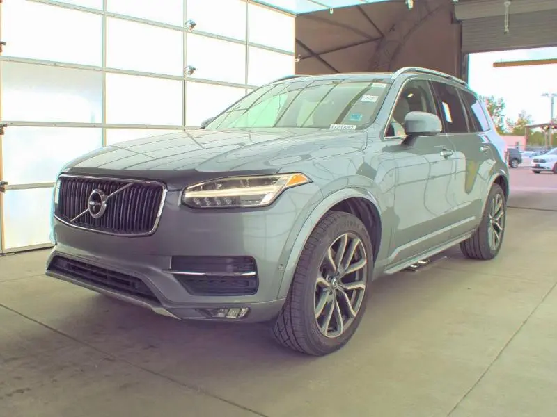2017 VOLVO XC90 T6  