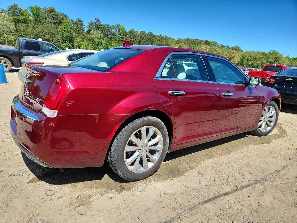 2019 CHRYSLER 300 LIMITED  
