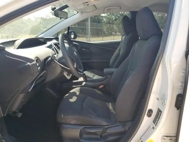 2016 TOYOTA PRIUS   
