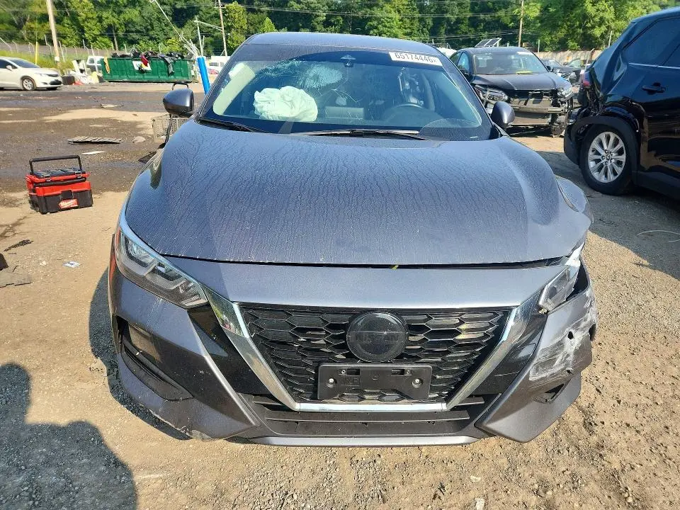 2022 NISSAN SENTRA SV  