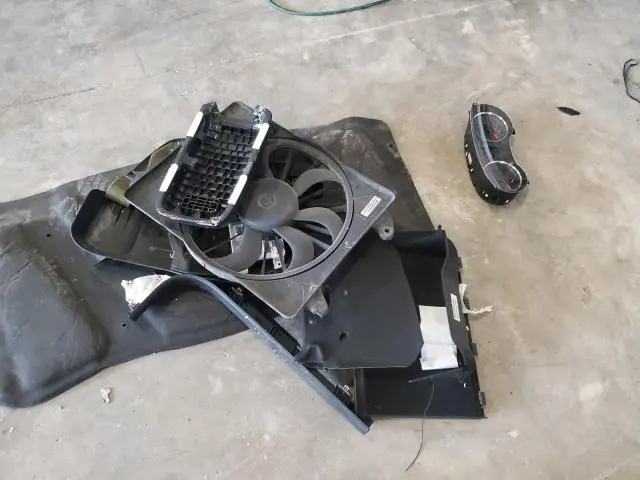 2013 DODGE CHARGER SE  