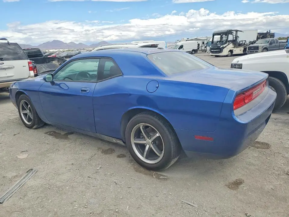 2010 DODGE CHALLENGER SE  