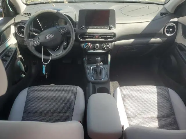 2023 HYUNDAI KONA SE  