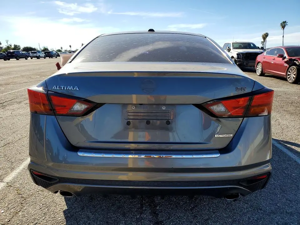 2019 NISSAN ALTIMA 2.0 SR  