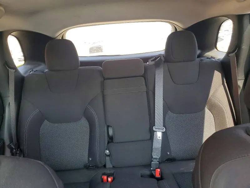 2019 JEEP CHEROKEE LATITUDE, LONGITUDE, NORTH  