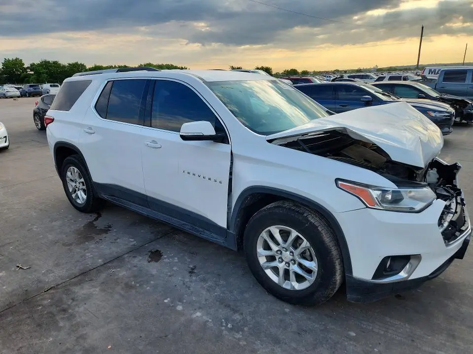 2018 CHEVROLET TRAVERSE LT  