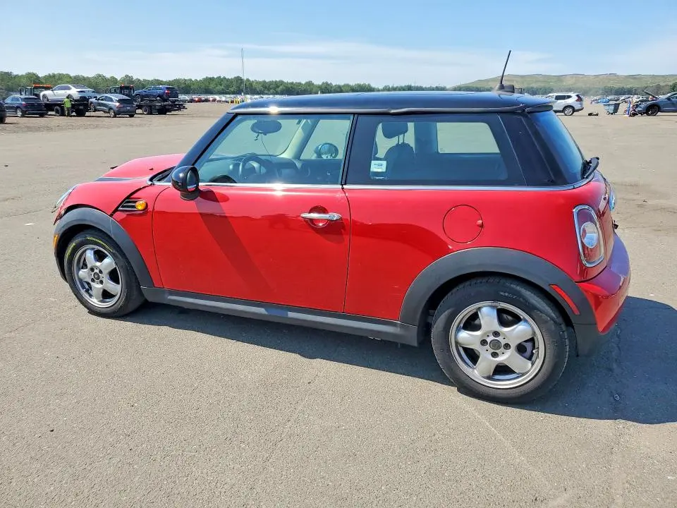 2011 MINI COOPER BASE  