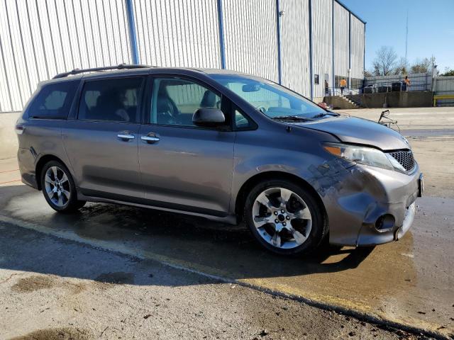 2013 TOYOTA SIENNA SPORT