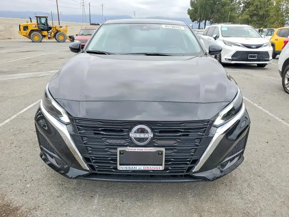 2025 NISSAN ALTIMA SV  