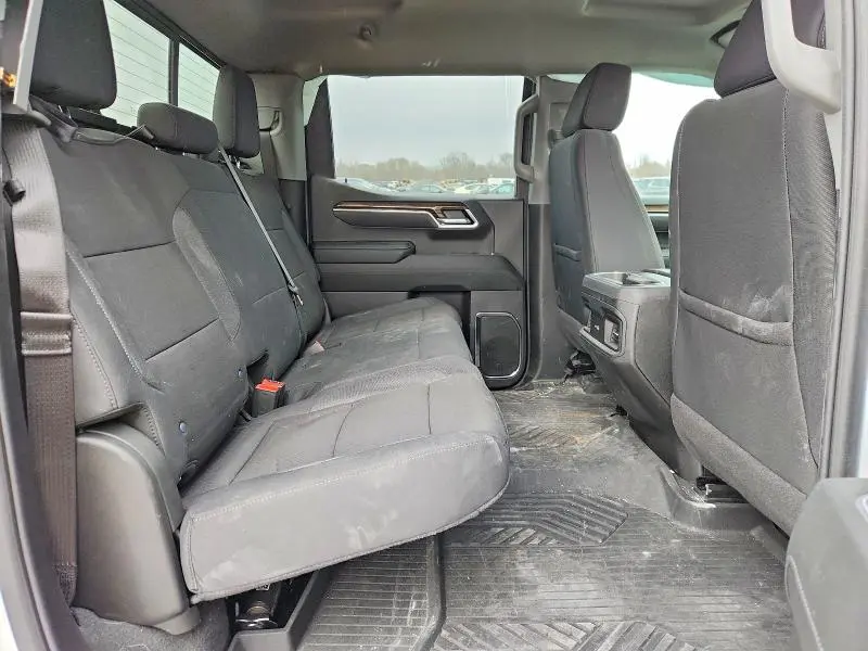 2025 CHEVROLET SILVERADO K1500 LT  