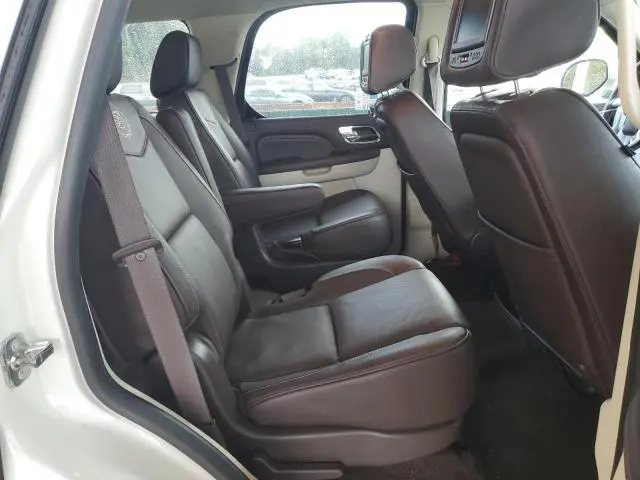 2014 CADILLAC ESCALADE PLATINUM  