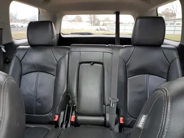 2016 GMC ACADIA SLT-1  