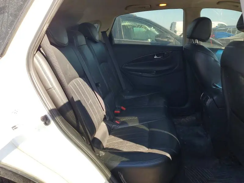 2017 INFINITI QX50 BASE  