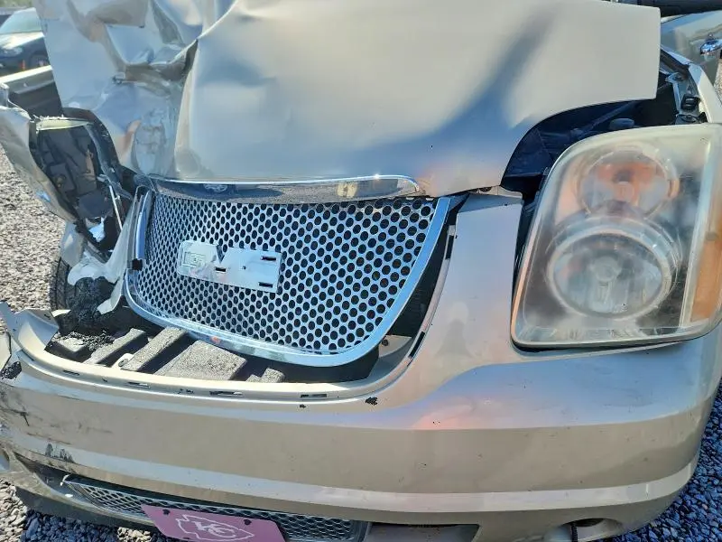 2013 GMC YUKON DENALI  