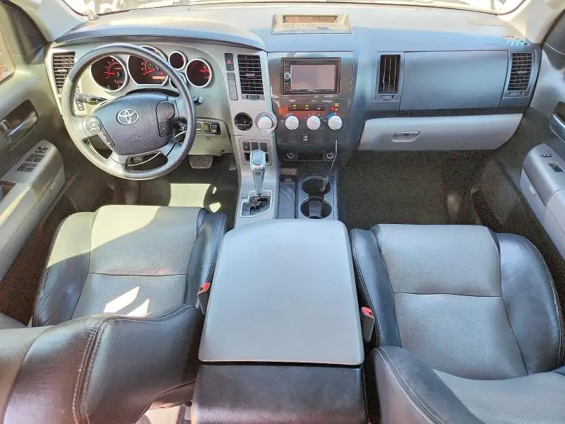 2013 TOYOTA TUNDRA CREWMAX SR5  