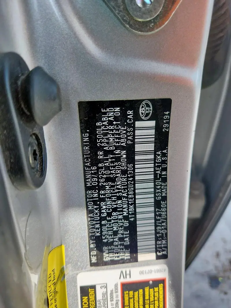 2016 TOYOTA AVALON XLE  