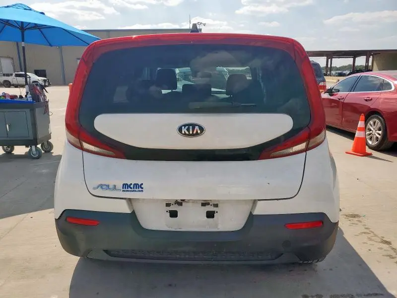 2021 KIA SOUL LX  