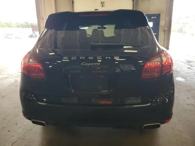 2011 PORSCHE CAYENNE   