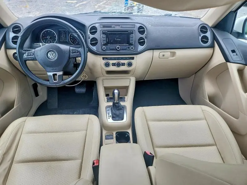 2013 VOLKSWAGEN TIGUAN S  