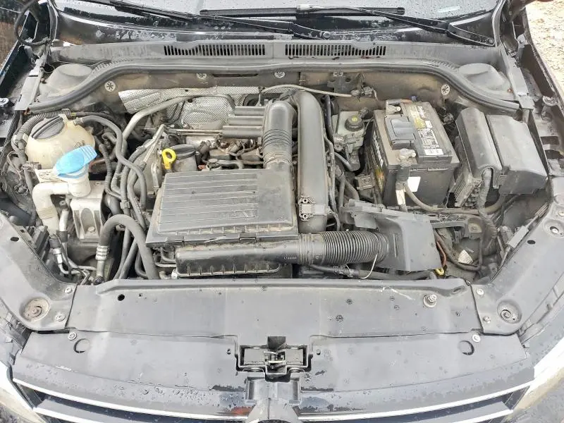 2017 VOLKSWAGEN JETTA SE  