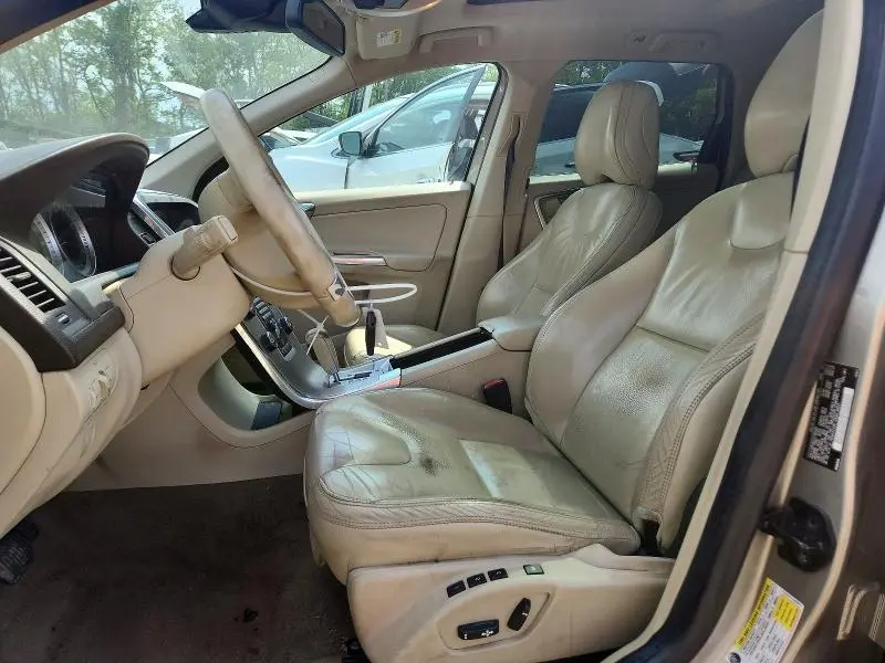 2012 VOLVO XC60 T6  