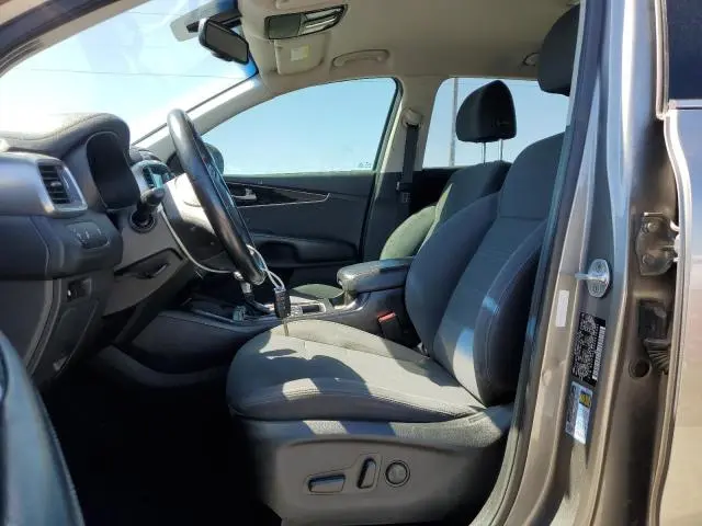2019 KIA SORENTO LX  
