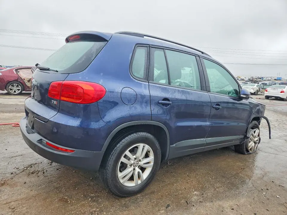 2016 VOLKSWAGEN TIGUAN S  