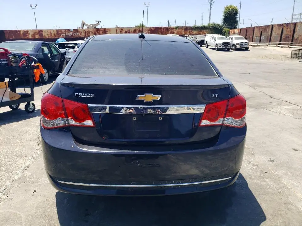 2015 CHEVROLET CRUZE LT  