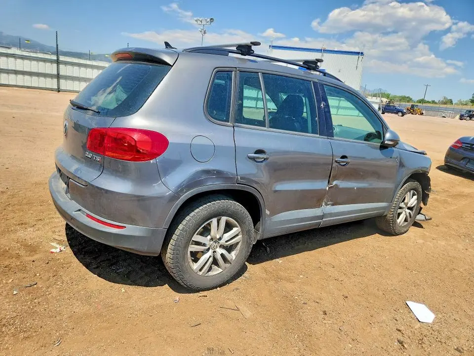 2015 VOLKSWAGEN TIGUAN S  