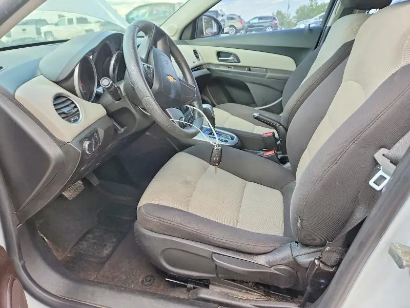 2015 CHEVROLET CRUZE LS  