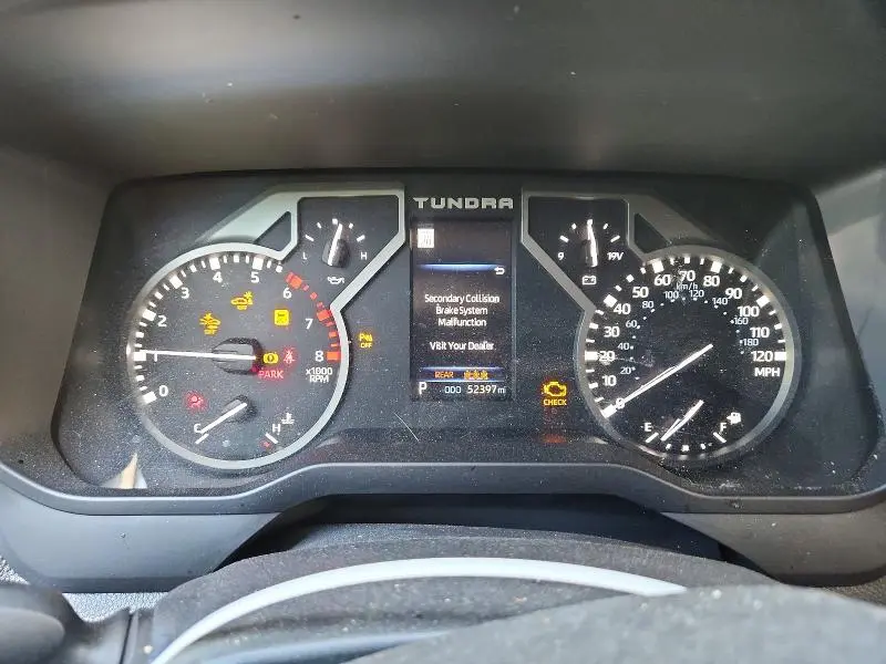 2024 TOYOTA TUNDRA SR5  