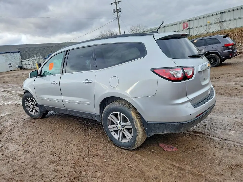2016 CHEVROLET TRAVERSE LT  