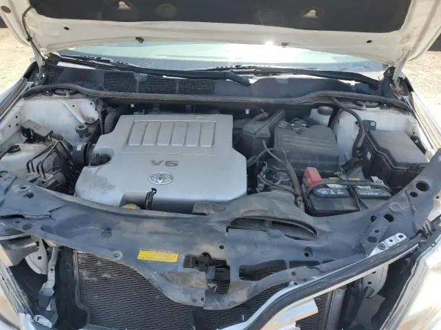 2010 TOYOTA VENZA   