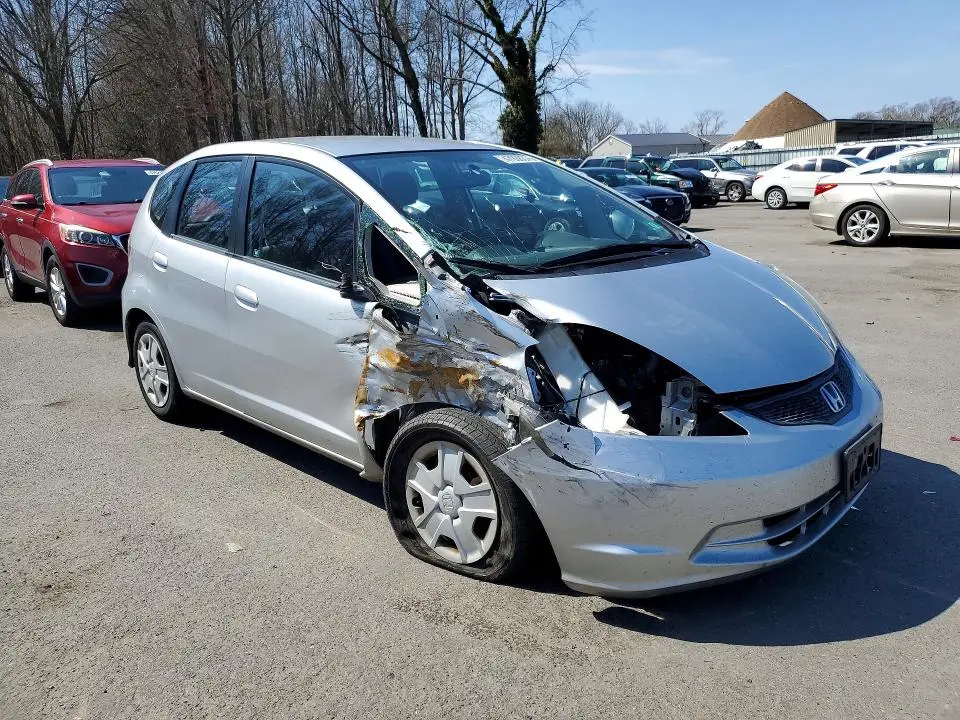 2012 HONDA FIT   