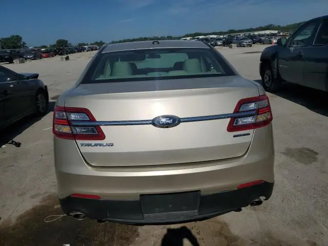 2018 FORD TAURUS SE  