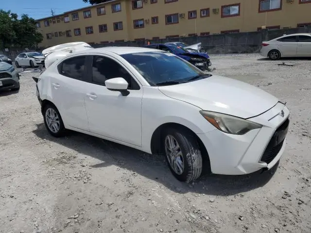 2017 TOYOTA YARIS IA   