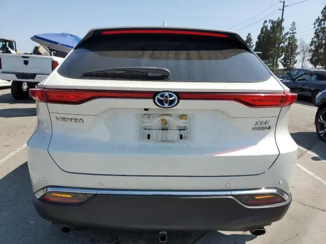 2022 TOYOTA VENZA LE  