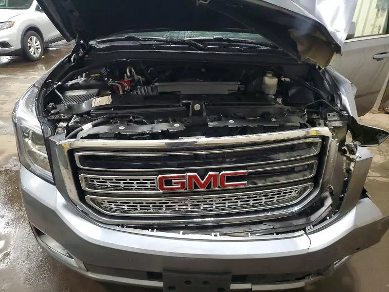 2019 GMC YUKON SLT  