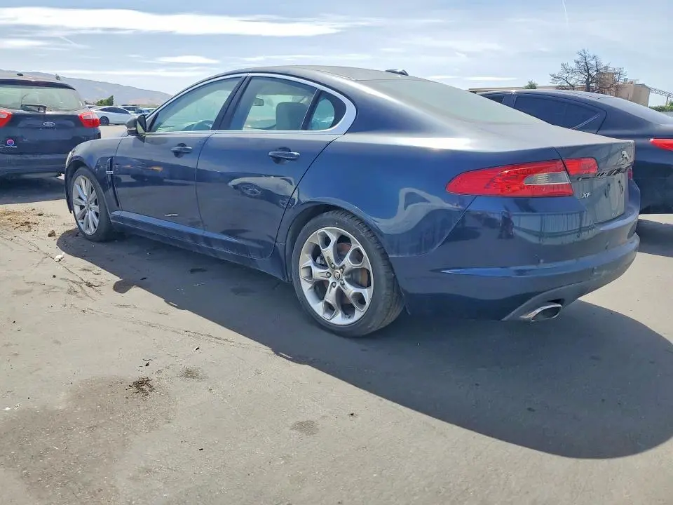 2010 JAGUAR XF PREMIUM  